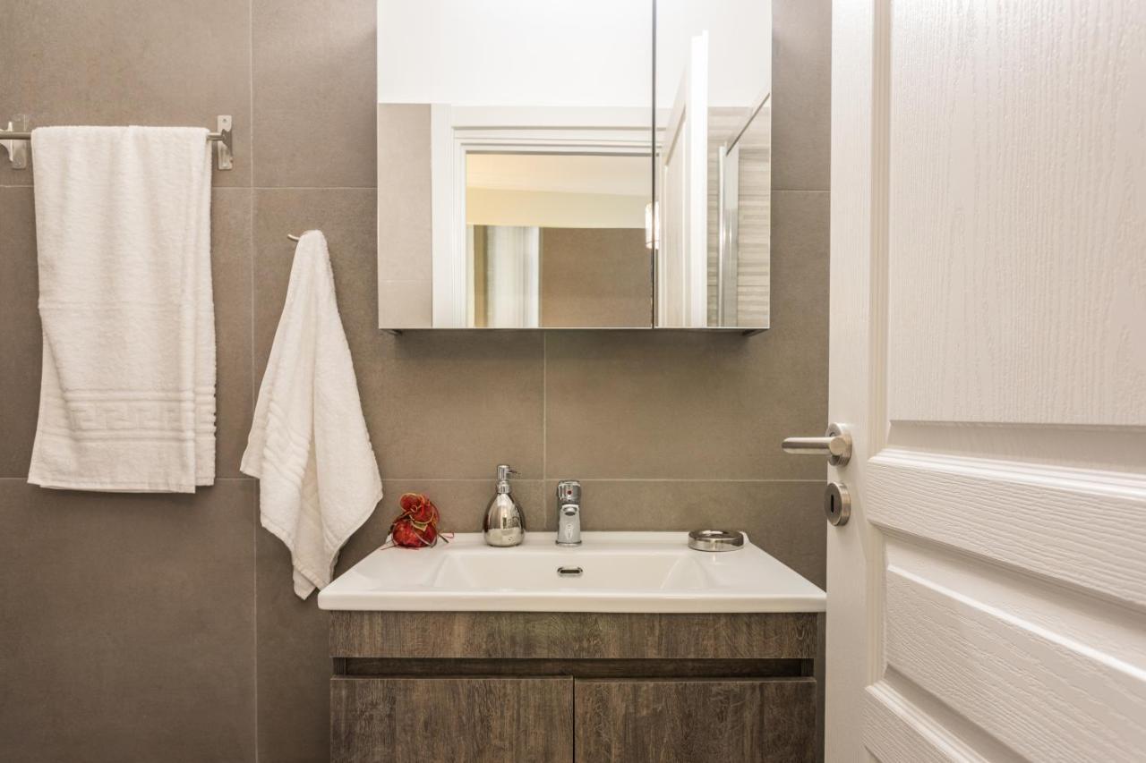 Beautiful City Rooms Close To Acropolis 아테네 외부 사진